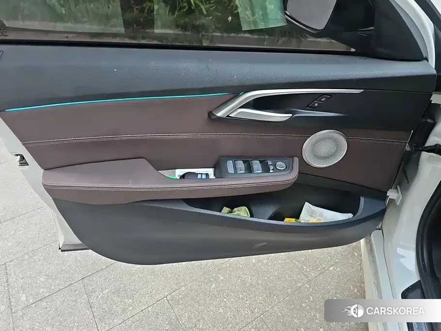 BMW 1 series 2023 Белый из Китая, фото 5
