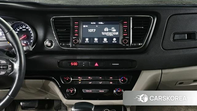 Kia The New Carnival 2018 Белый из Кореи, фото 5