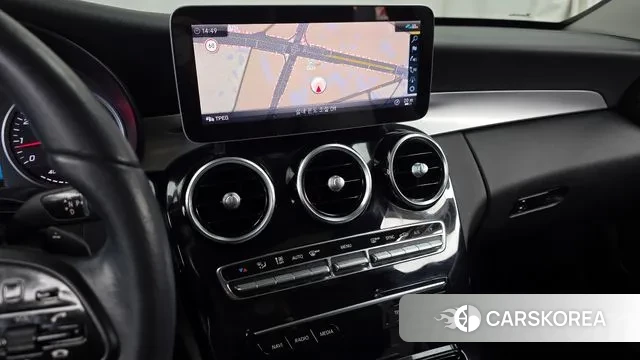 Mercedes-Benz C-Class W205 2020 Красный из Кореи, фото 5