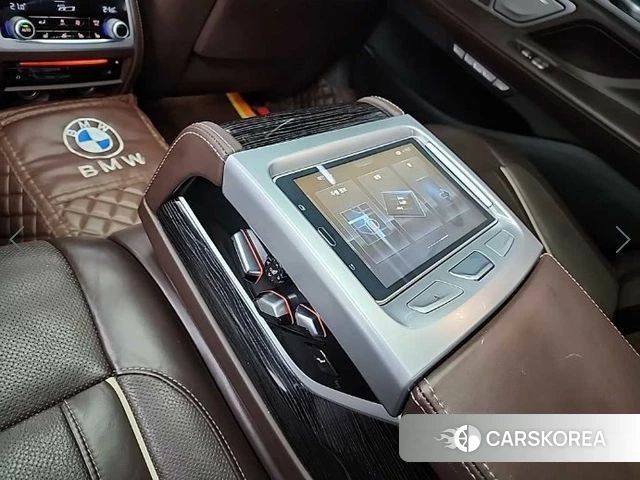 BMW 7 Series (G11) 2018 Черный из Кореи, фото 5