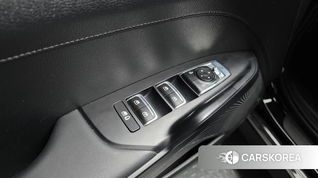 Kia K5 Hybrid 3rd Generation 2023 Черный из Кореи, фото 5