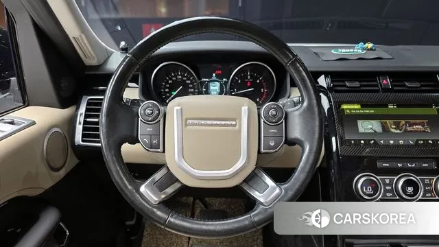 Land Rover Discovery 5 2018 Белый из Кореи, фото 5