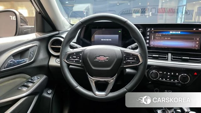 Chevrolet (GM Daewoo) Trax Crossover 2023 Черный из Кореи, фото 5