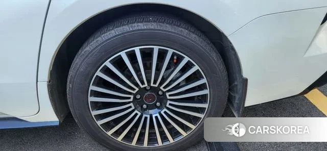 Toyota Sienna 4th Generation 2021 Белый из Кореи, фото 5