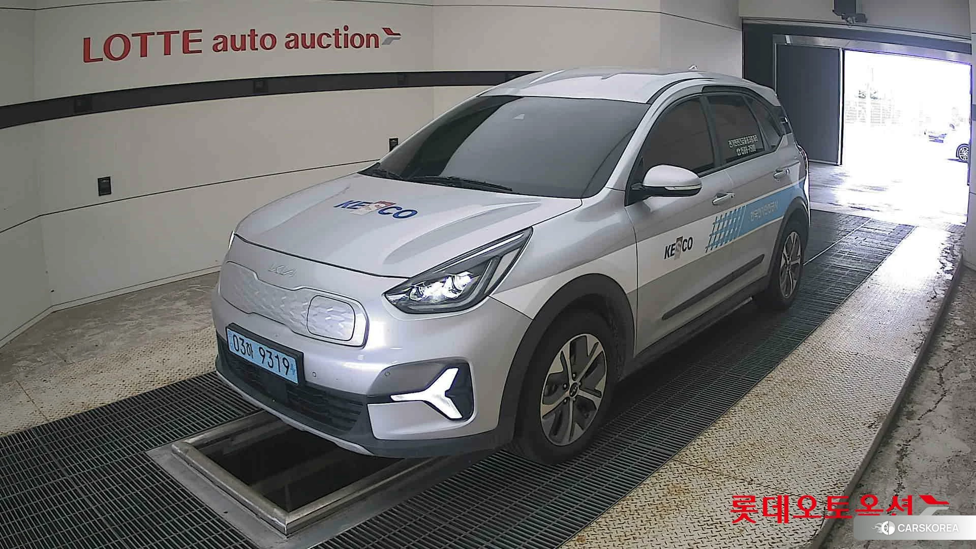 Kia Niro Plus 2023 Sparkling Silver из Кореи, фото 5