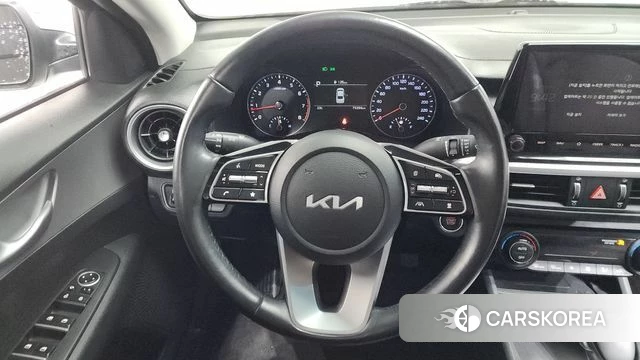 Kia The New K3 2nd generation 2022 Серебристо-серый из Кореи, фото 5