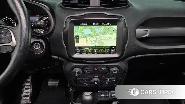 Jeep Renegade 2022 Черный из Кореи, фото 5