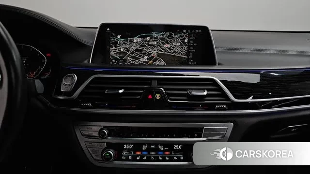 BMW 7 Series (G11) 2022 Белый из Кореи, фото 5