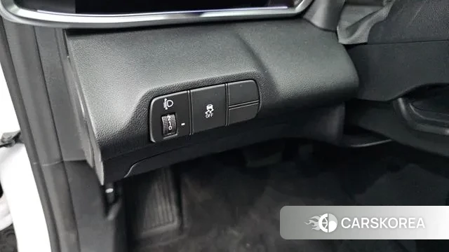 Hyundai The New Avante (CN7) 2023 Белый из Кореи, фото 5