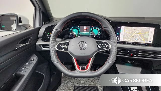 Volkswagen Golf 8th Generation 2024 Белый из Кореи, фото 5