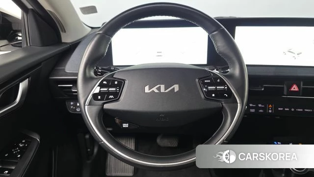 Kia EV6 2022 Белый из Кореи, фото 5