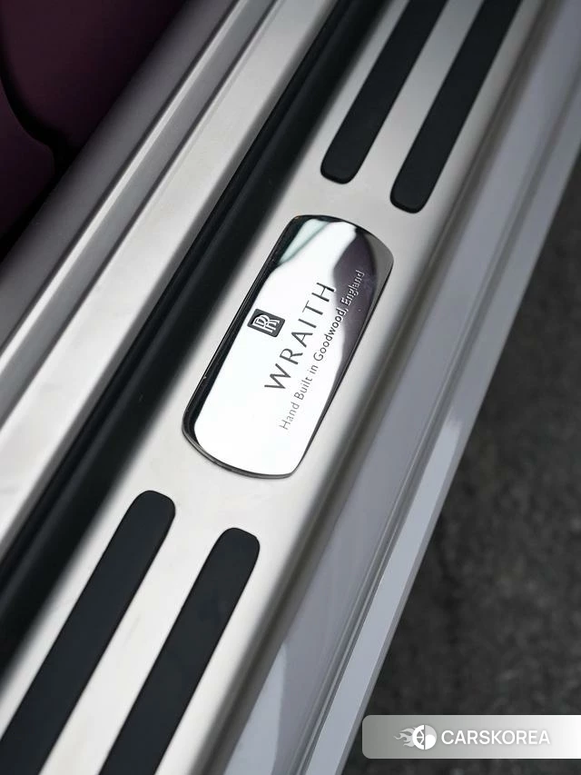 Rolls-Royce Phantom 2022 Серебристо-серый из Китая, фото 5