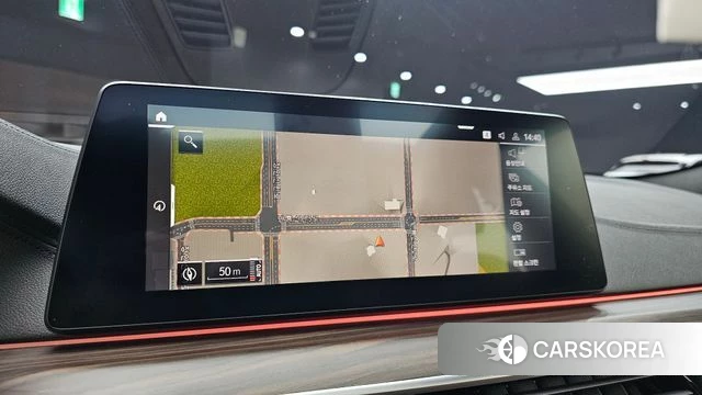 BMW 5 Series (G30) 2019 Белый из Кореи, фото 5