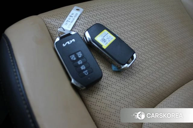 Kia Carnival 4th generation 2023 Белый из Кореи, фото 5