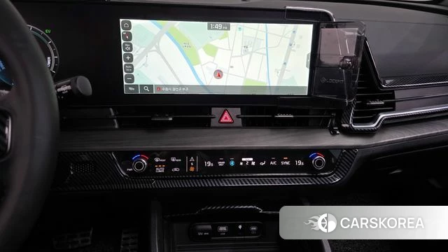 Kia Sportage 5th Generation Hybrid 2024 Белый из Кореи, фото 5