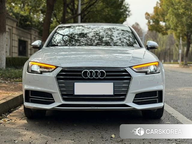 Audi A4L 2018 Белый из Китая, фото 5