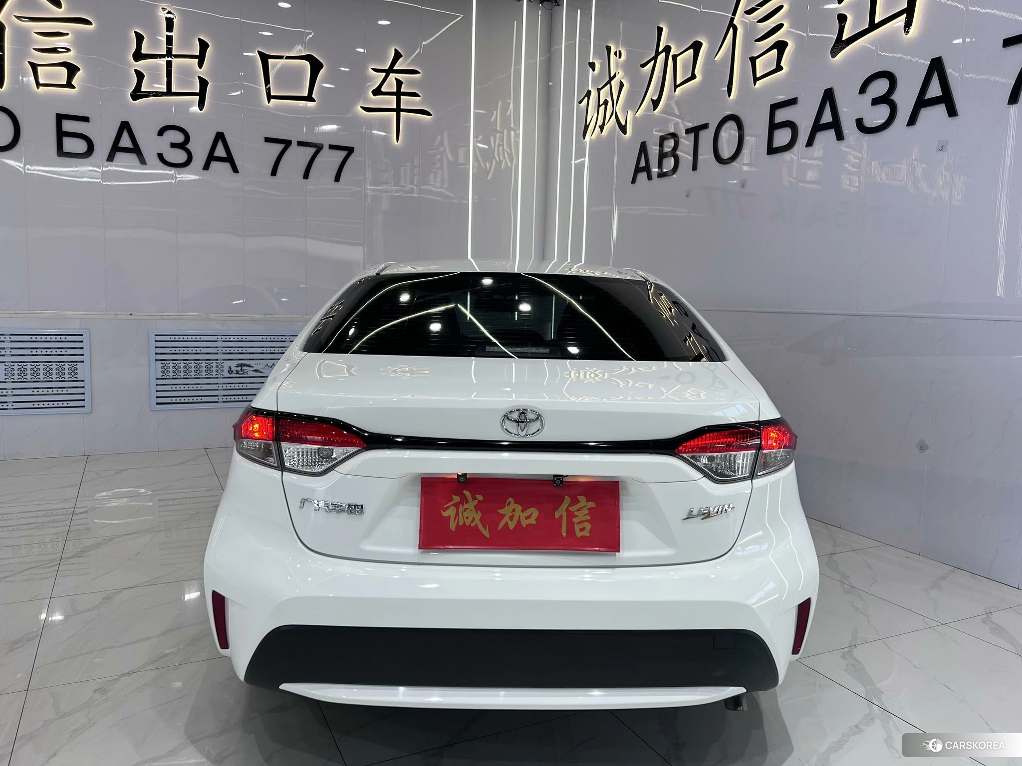 Toyota Levin 2021 Белый из Китая, фото 5