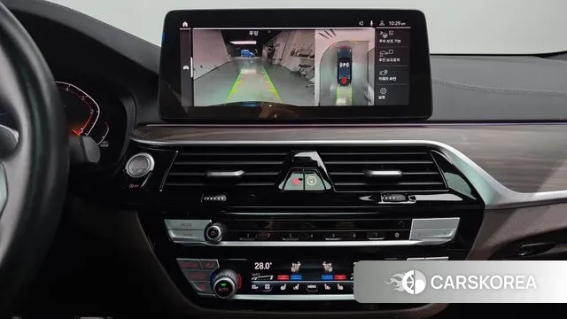 BMW 6 Series GT (G32) 2021 Черный из Кореи, фото 5