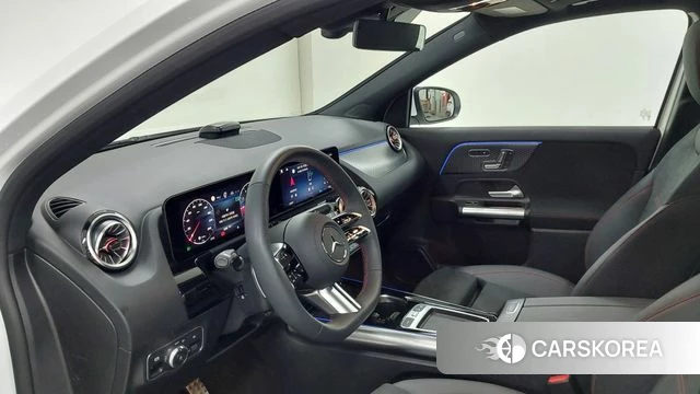 Mercedes-Benz GLA - Class H247 2025 Белый из Кореи, фото 5