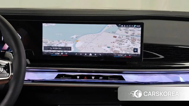 BMW 7 Series (G70) 2024 Черный из Кореи, фото 5