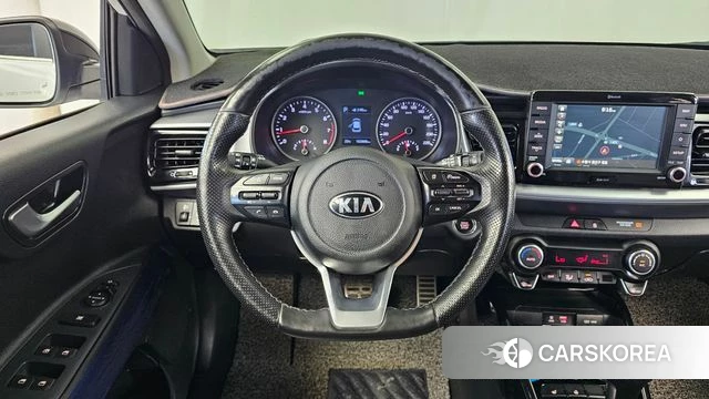 Kia Stonic 2018 Белый из Кореи, фото 5