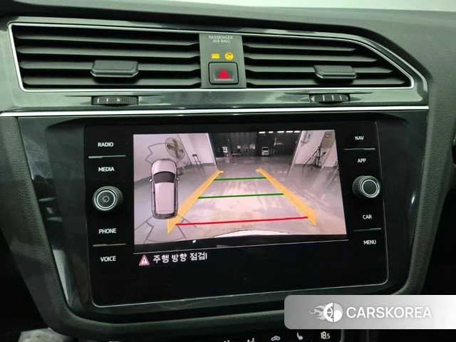 Volkswagen Tiguan second Generation 2020 Черный из Кореи, фото 5