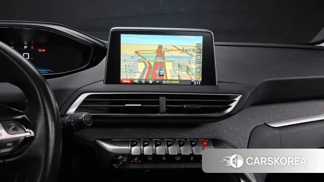 Peugeot 3008 second generation 2018 Белый из Кореи, фото 5