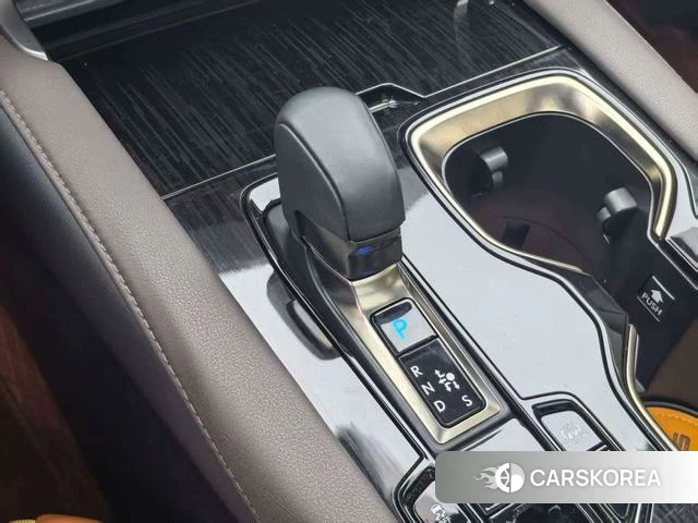 Lexus RX PHEV 2024 Белый из Китая, фото 5