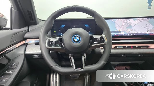 BMW i5 (G60) 2023 Серый из Кореи, фото 5