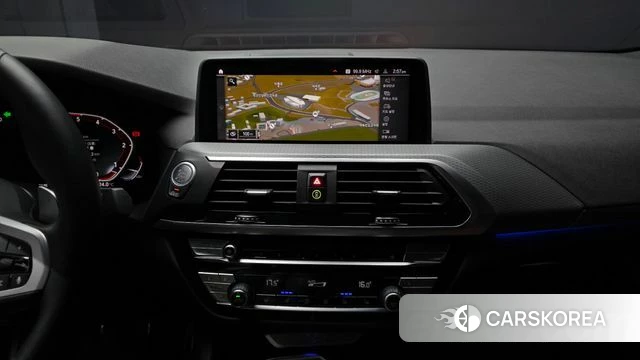 BMW X4 (G02) 2021 Черный из Кореи, фото 5