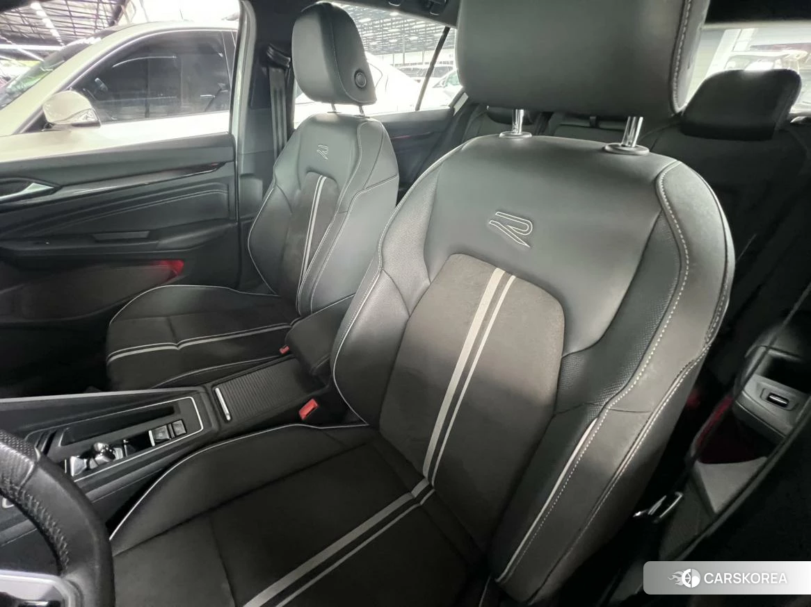 Volkswagen Golf 2020 Белый из Китая, фото 5