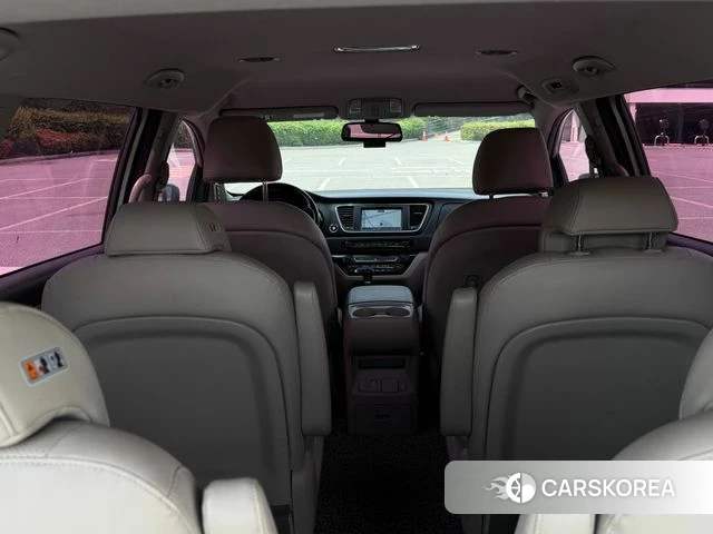 Kia The New Carnival 2018 Серебряный из Кореи, фото 5