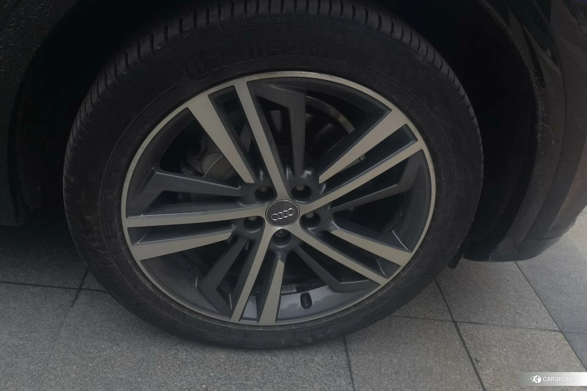 Audi Q5L 2020 Черный из Китая, фото 5