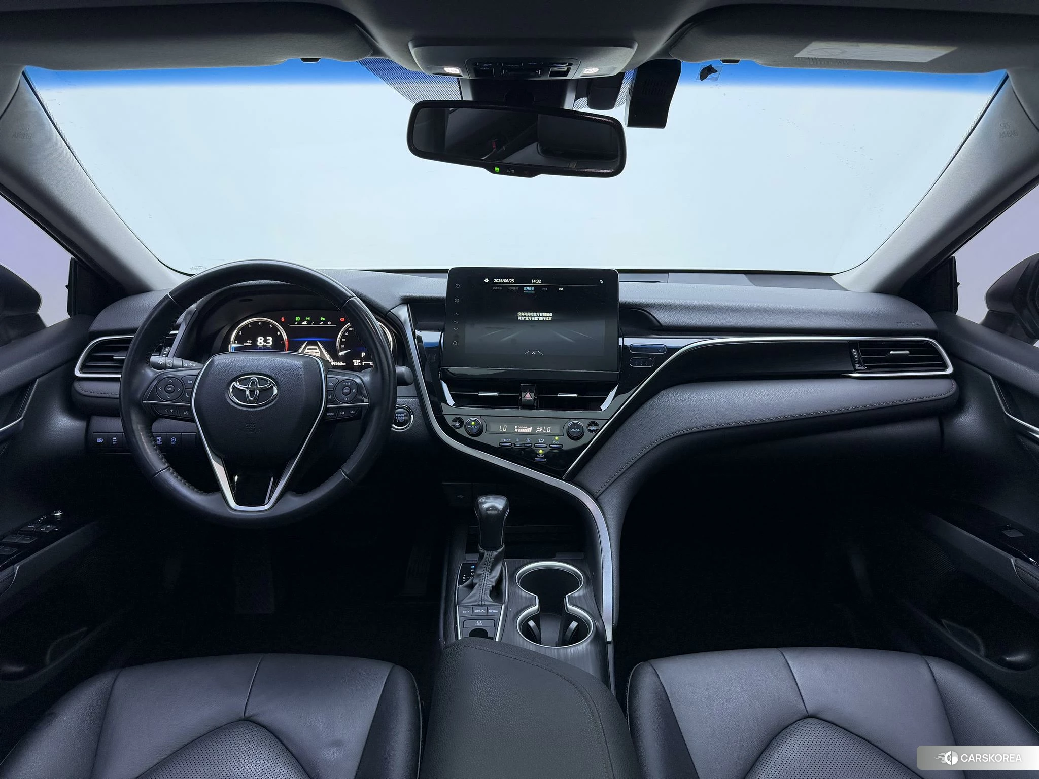 Toyota Camry 2021 Белый из Китая, фото 5
