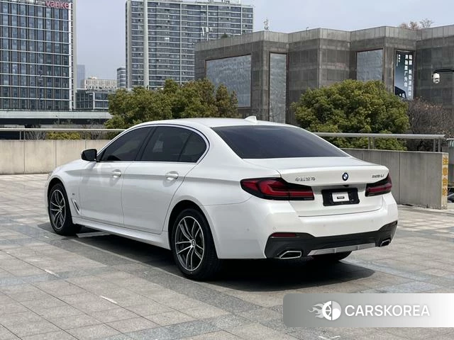 BMW 5 series 2021 Белый из Китая, фото 5
