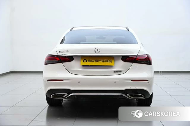 Mercedes-Benz E-class 2022 Белый из Китая, фото 5