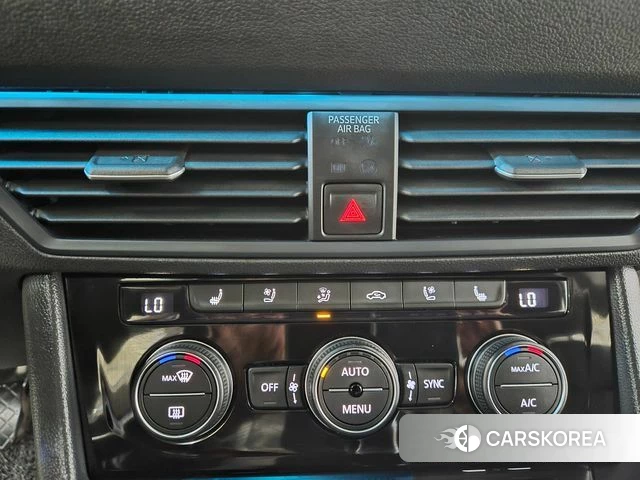 Volkswagen 7th Generation of Jetta 2024 Белый из Кореи, фото 5