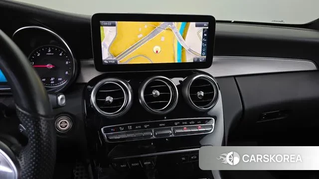 Mercedes-Benz C-Class W205 2019 Белый из Кореи, фото 5