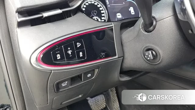 Genesis GV70 2021 Зеленый из Кореи, фото 5