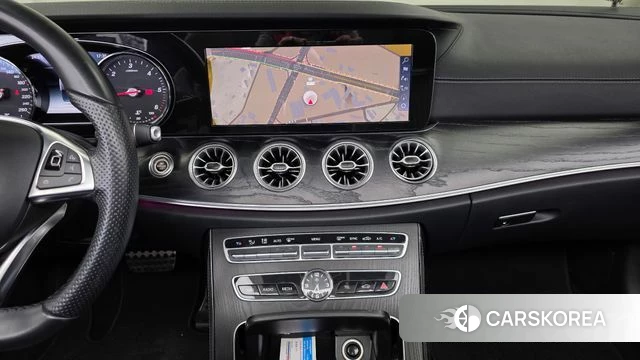 Mercedes-Benz E-Class W213 2018 Белый из Кореи, фото 5