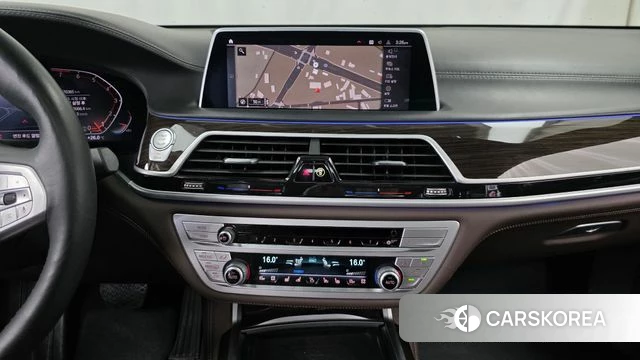 BMW 7 Series (G11) 2020 Черный из Кореи, фото 5