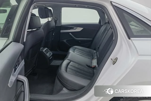 Audi A4L 2021 Белый из Китая, фото 5