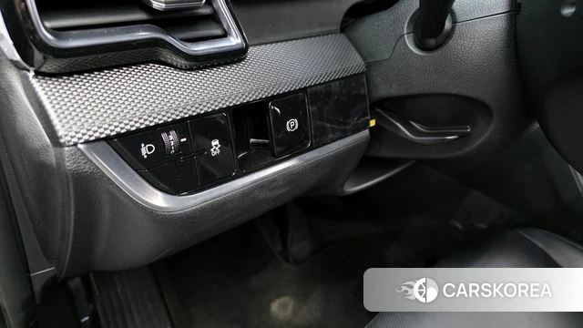 Kia Sportage 5th Generation 2022 Серебристо-серый из Кореи, фото 5