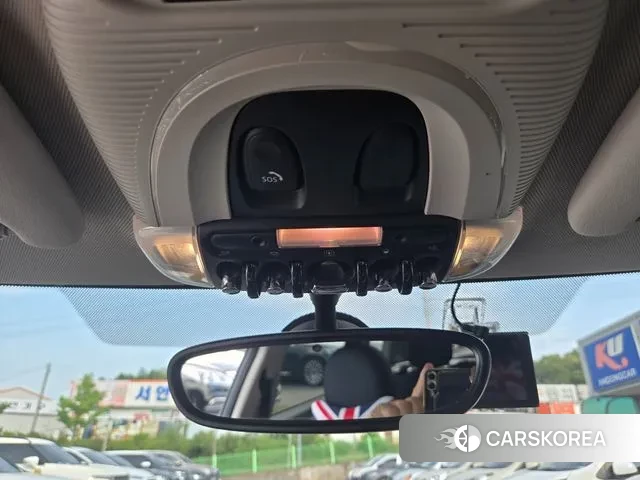 Mini Cooper Clubman 2019 Жемчужный цвет из Кореи, фото 5