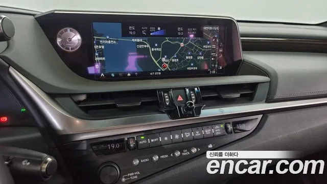 Lexus ES300h 7th generation 2018 Песочный из Кореи, фото 5