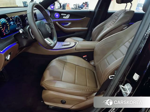 Mercedes-Benz E-class 2023 Черный из Китая, фото 5