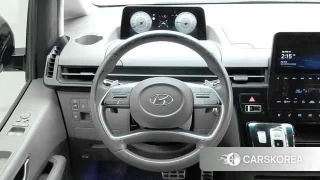 Hyundai Staria 2022 Белый из Кореи, фото 5