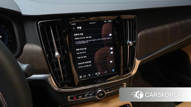Volvo S90 2022 Черный из Кореи, фото 5