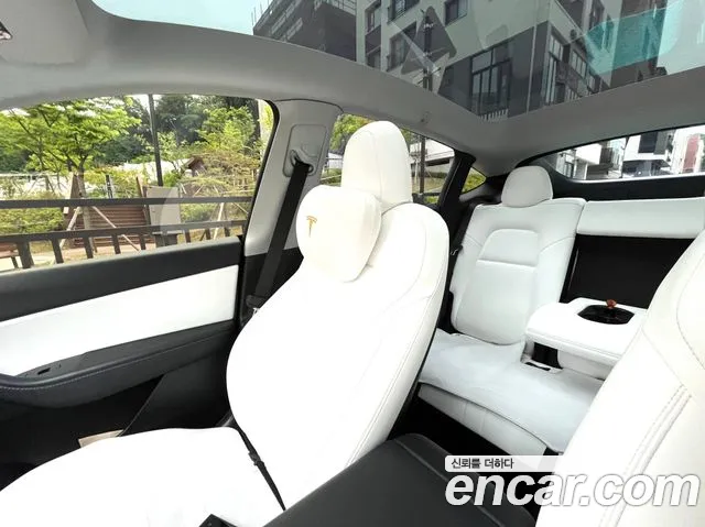 Tesla Model Y 2021 Белый из Кореи, фото 5