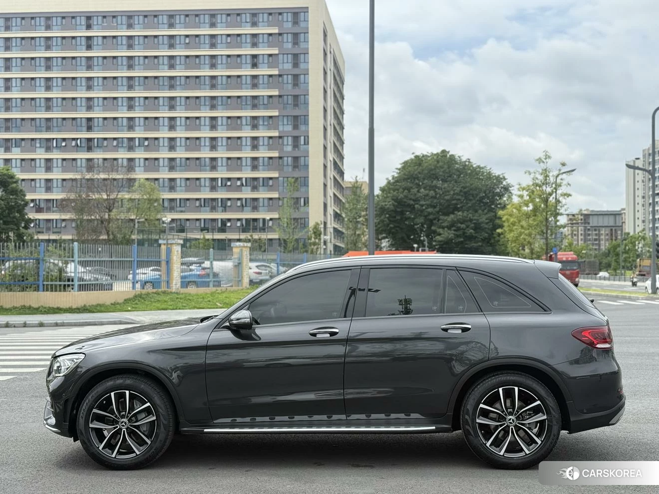 Mercedes-Benz GLC 2020 Темно-серый из Китая, фото 5